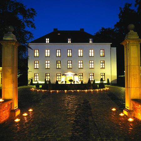 Hotel Kasteel Solhof Aartselaar Интериор снимка