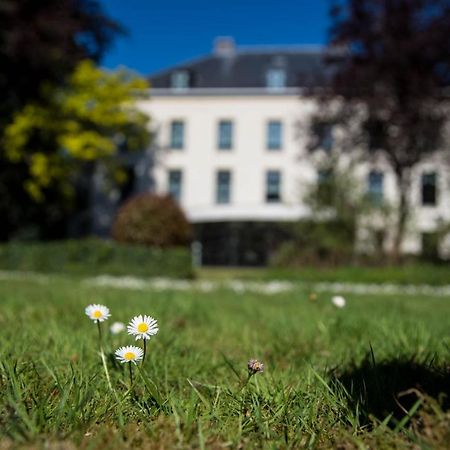 Hotel Kasteel Solhof Aartselaar Екстериор снимка