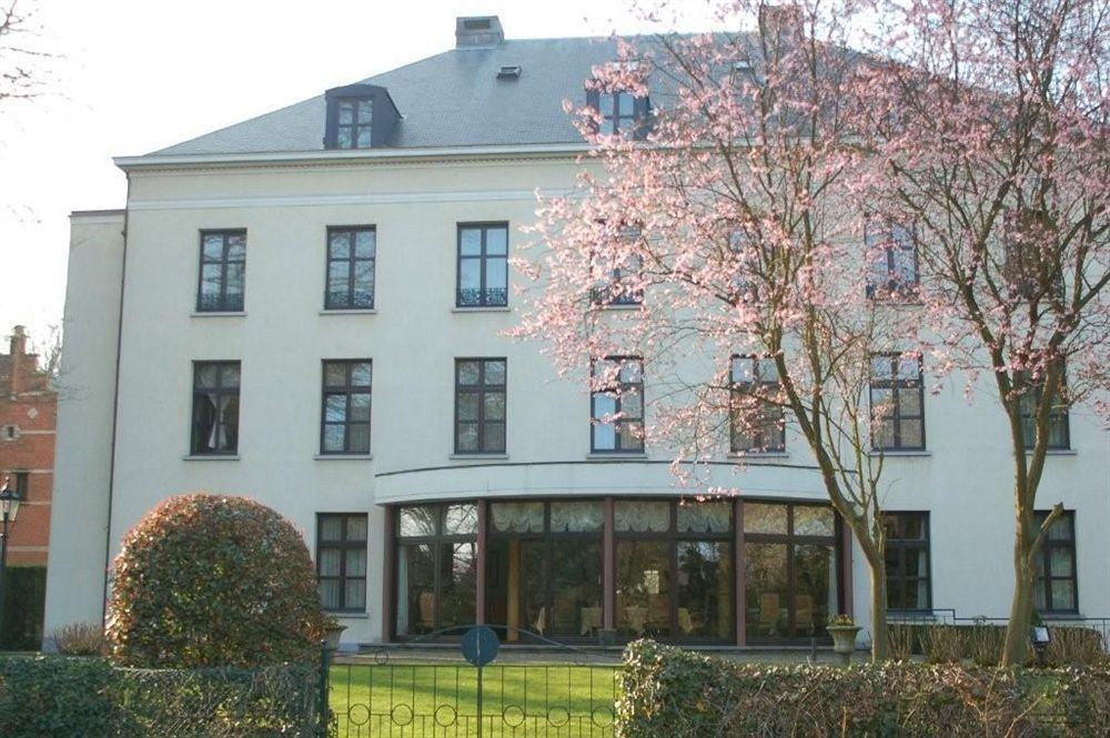 Hotel Kasteel Solhof Aartselaar Екстериор снимка